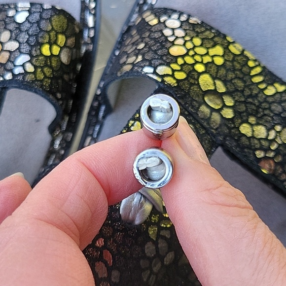 Alegria Leather Black Silver Sandals NWOT Printed Strap Fiona Tessel Flats Sz.39 - Picture 14 of 15